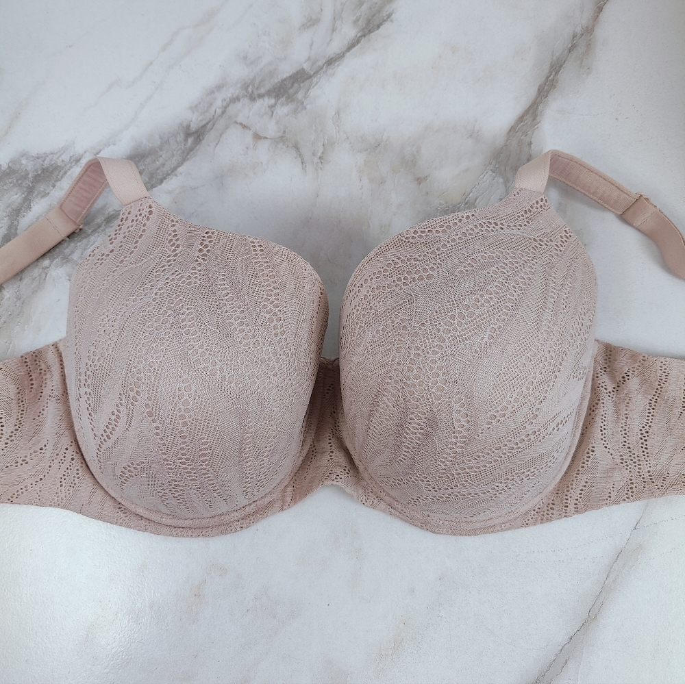 EUC Bare Necessities Lace Lightly Lined Full Coverage Underwire Bra, Sz 38DD
